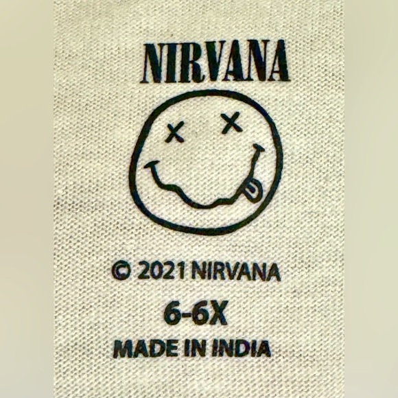 Set of 2 Nirvana Kids Graphic T-Shirts NWOT SZ 6 - Picture 3 of 4